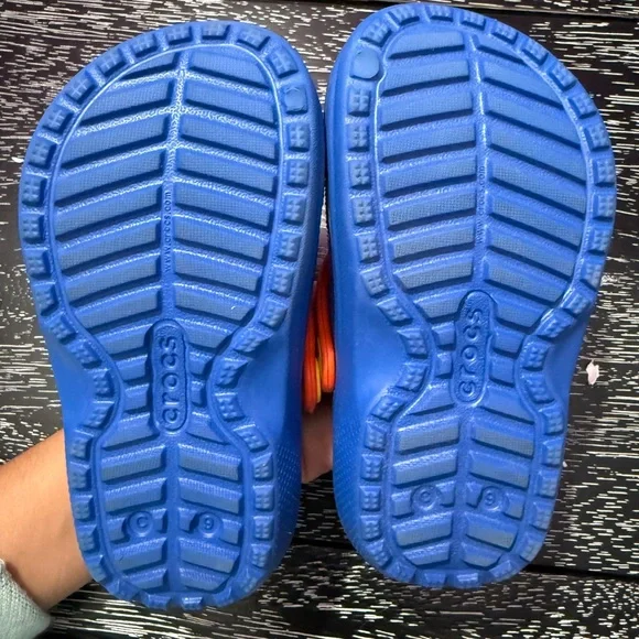 Toddler Crocs 9C - Picture 3 of 4